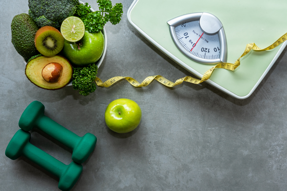 Healthy eating and weight loss help improve sleep apnea.